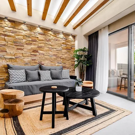 Daire Legato With Private Pool *