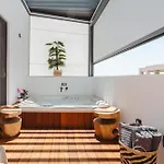Legato With Private Pool דירה